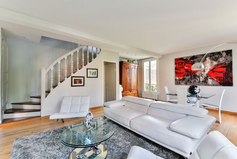 Residential living room recently tided up and cleaned by Cleaning Newcastle